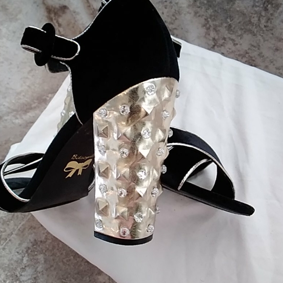 Betsey Johnson Shoes - Picture 7 of 9